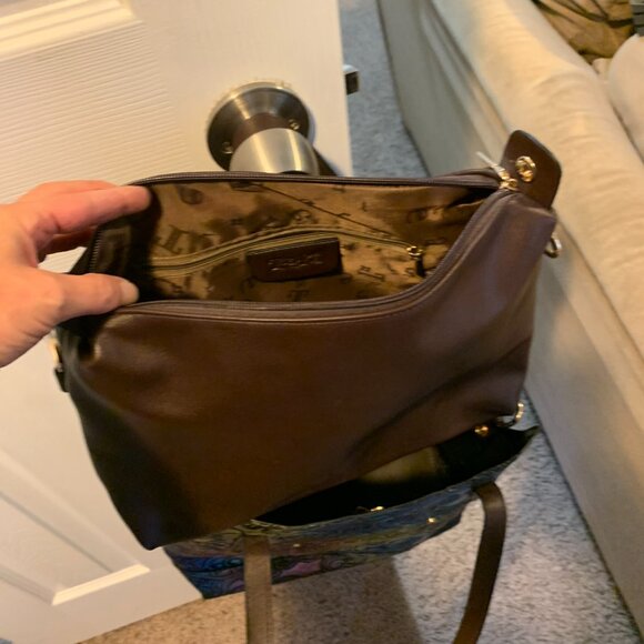 Womens Large Treska Purse - Picture 7 of 10